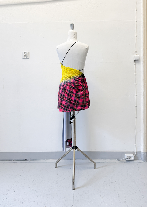 Signature mini dress in pink tartan print - XS/S
