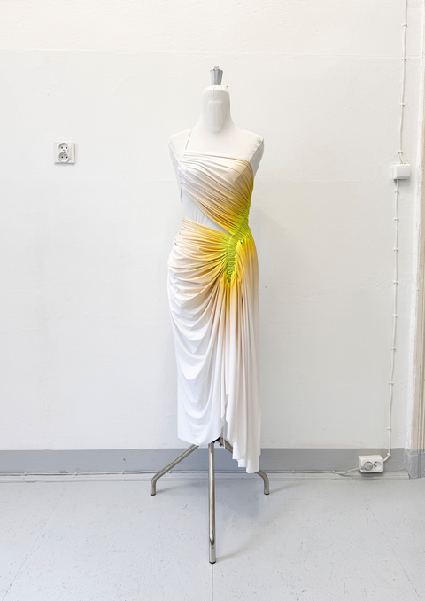 Signature dress in cream/lime