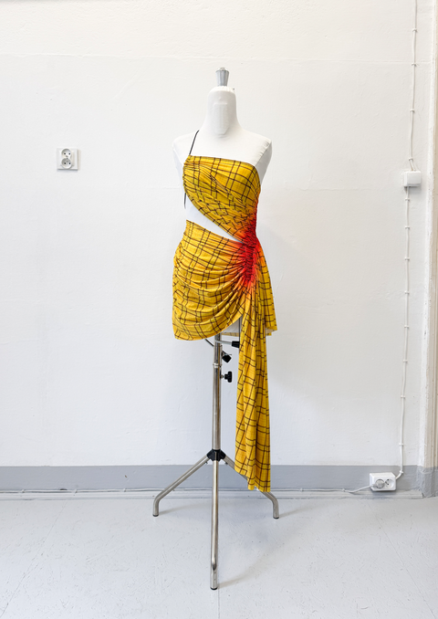 Signature mini dress in yellow tartan print