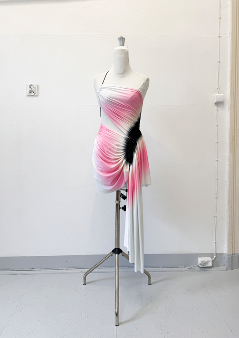 Signature mini dress in pink/black