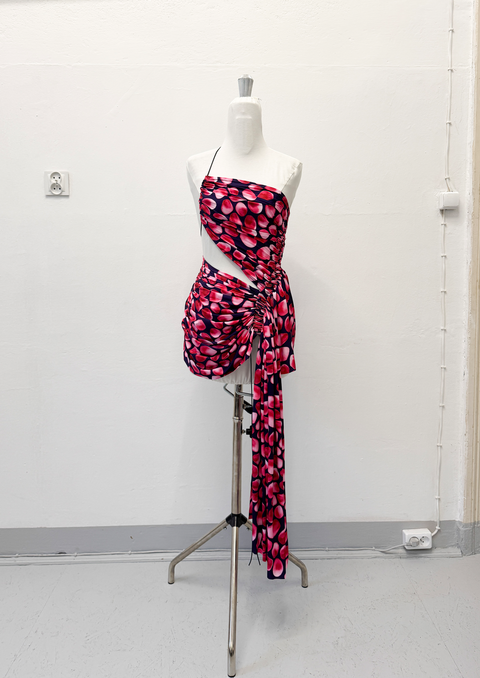 Signature mini dress in petal print