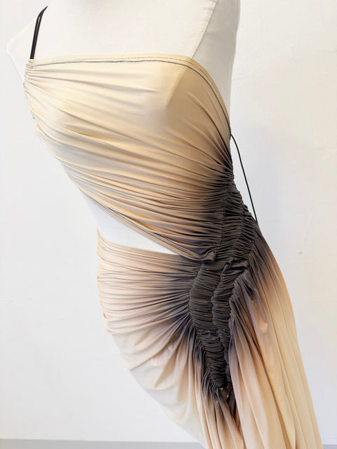Signature dress in beige/black - S