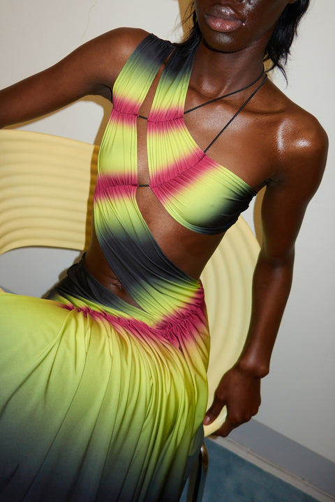 Wrap-around dress in lime/wine