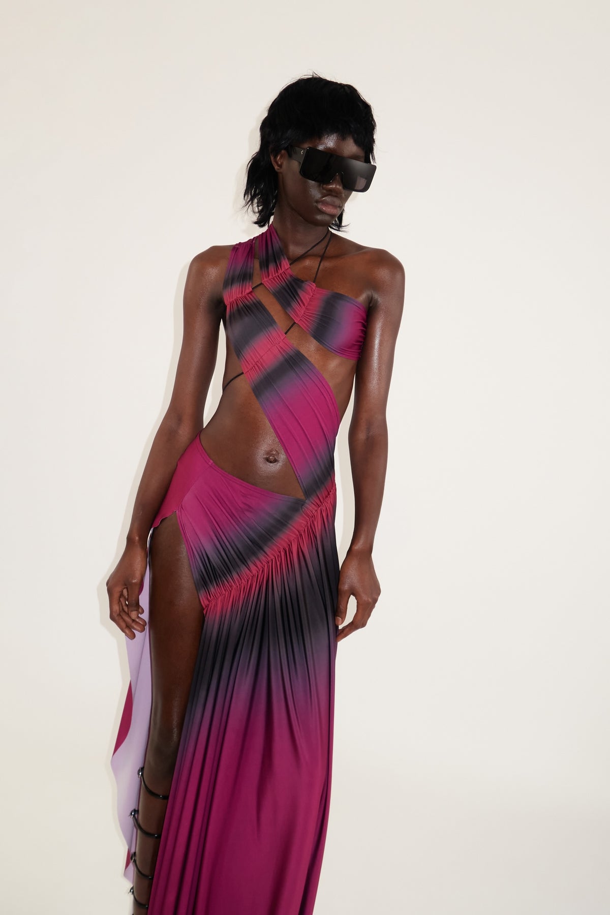 Wrap-around dress in burgundy/wine