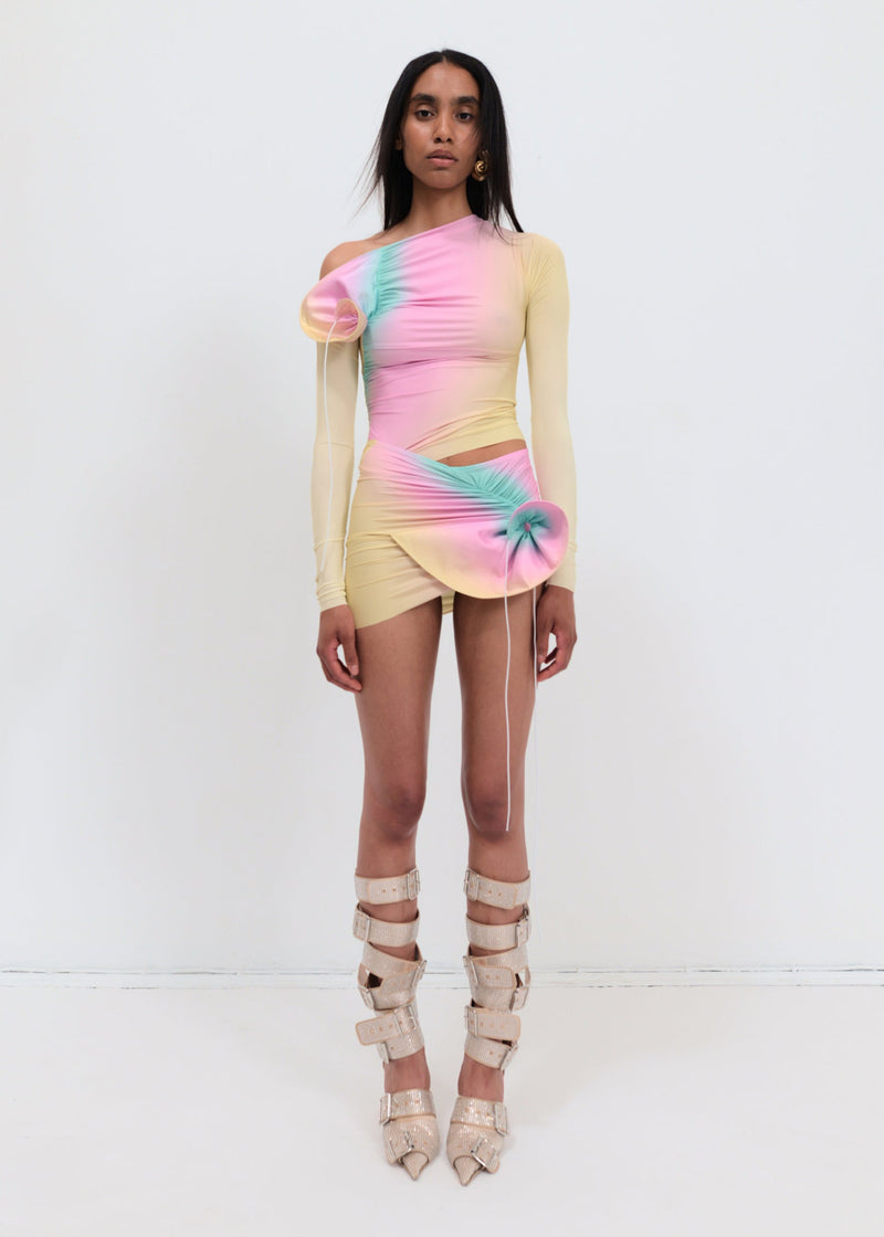 Drapowany longsleeve z muszelkami w kolorze bananowo-miętowym