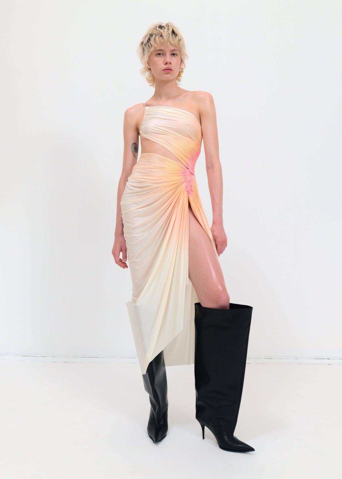Signature jersey dress in cream/peach – Fal-ash