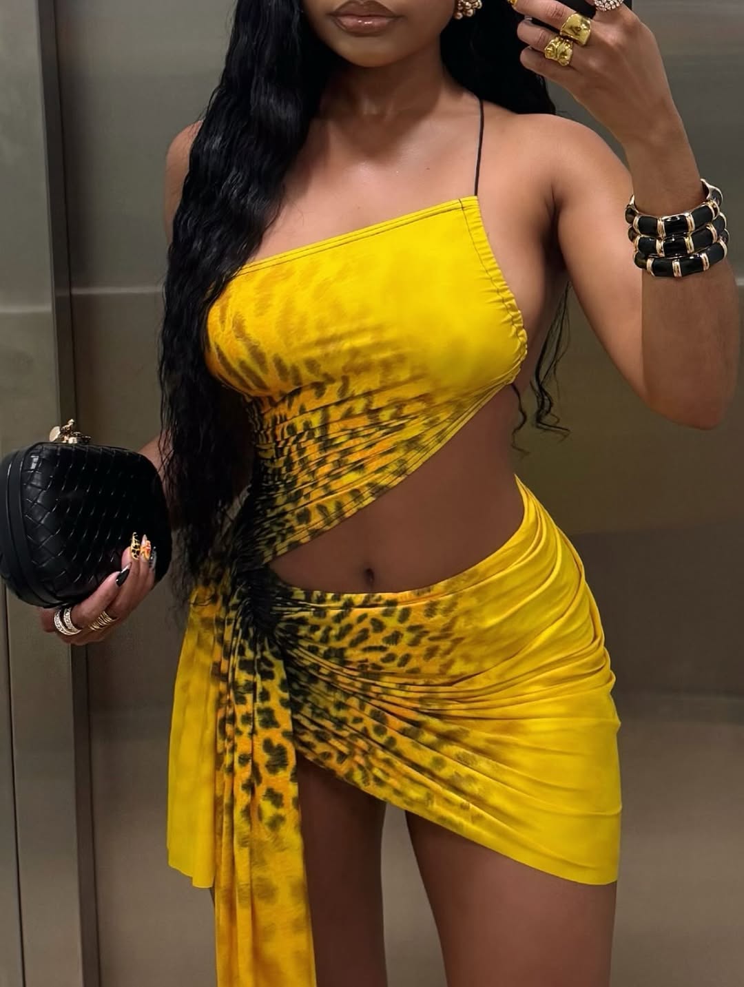 Fal-ash signature-mini worn by memejoneses