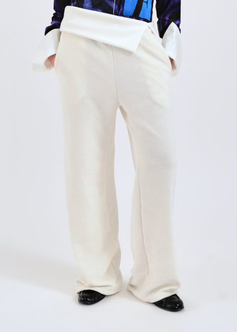 Relaxed lounge pants in beige