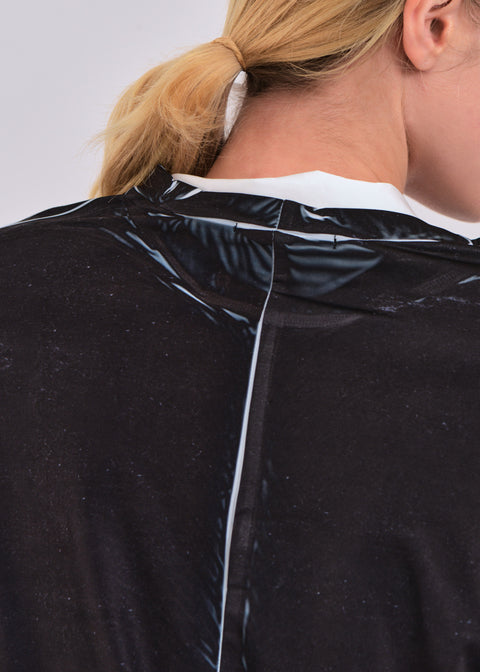 Longsleeve for the end credits