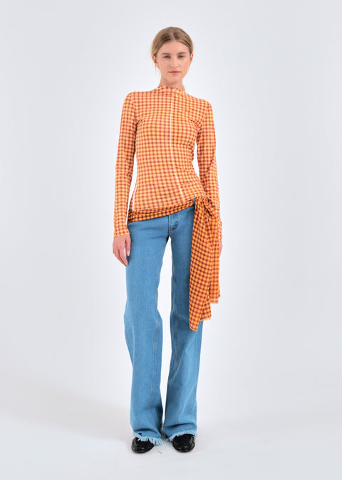 Top you wear to pretend it’s casual