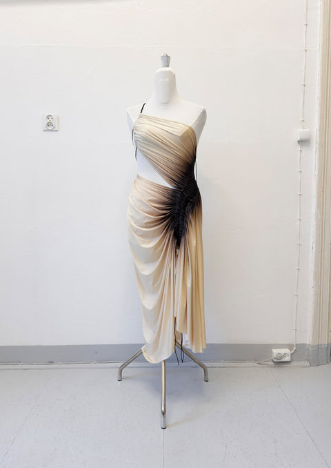 Signature dress in beige/black - L