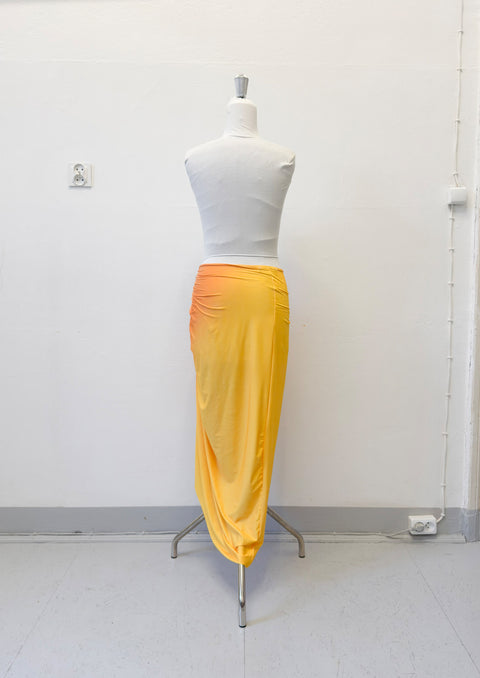 Signature jersey skirt in apricot/ultramarine - XS